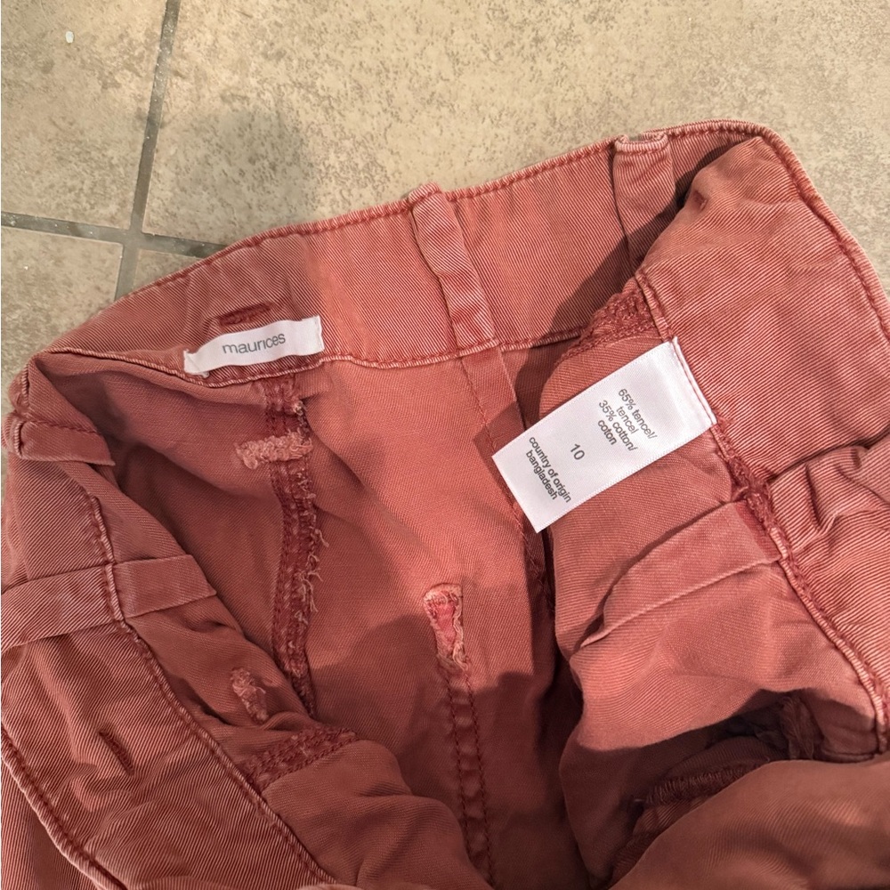 Red high waisted dress pants